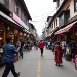 Busy street scene in Paltan Bazar